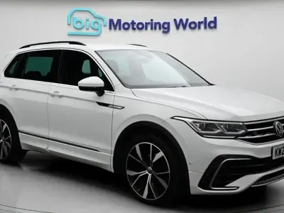 Używany VW Tiguan R-line 150 KM (110 kW) 2023 Biały SUV