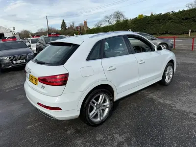 Begagnad Audi Q3 S-Line 170 HK (125 kW) 2012 Vit SUV