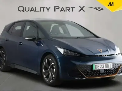Usado Cupra Born 150 kW (204 HP) 2023 Azul Citadino