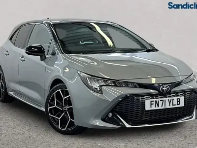 Usado Toyota Corolla Sport 184 HP (135 kW) 2022 Citadino