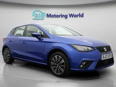 Używany Seat Ibiza SE Technology 95 KM (69 kW) 2023 Niebieski Hatchback