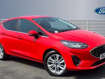 Used Ford Fiesta Titanium 125 HP (91 kW) 2022 Red Hatchback