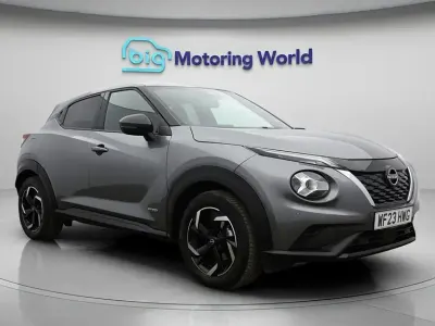 Usado Nissan Juke N-Connecta 143 HP (105 kW) 2023 Cinzento SUV