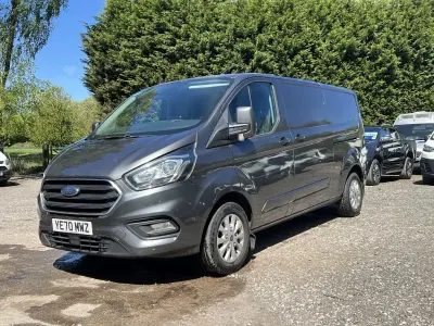 Usado Ford Transit Custom Limited 130 HP (95 kW) 2020 Cinzento Van