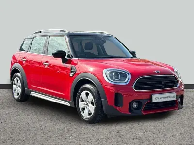 Używany Mini Cooper Countryman Classic 134 KM (98 kW) 2023 Czerwony SUV