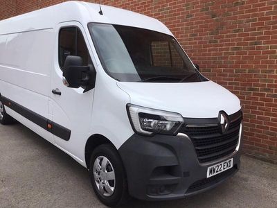 White Used 2022 Renault Master Business Van | £13,000 (Fair price)