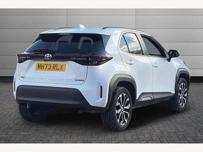 Usado Toyota Yaris Cross Design 116 HP (85 kW) 2024 Branco SUV