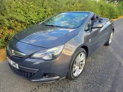 Used Vauxhall Cascada Elite 170 HP (125 kW) 2015 Grey Cabriolet