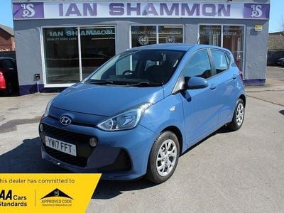 Used Hyundai i10 SE 66 HP (48 kW) 2017 Blue Hatchback