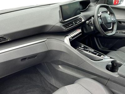 Used Peugeot 3008 Allure 129 HP (94 kW) 2023 Grey SUV