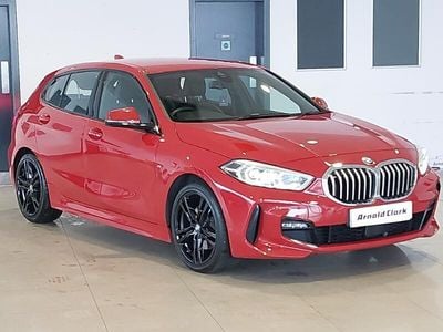 Używany BMW 118 M Sport 140 KM (102 kW) 2020 Czerwony Hatchback
