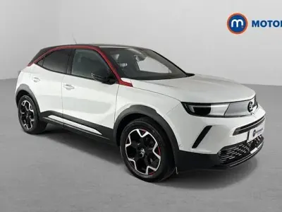 Used Vauxhall Mokka SRi 131 HP (96 kW) 2022 White SUV
