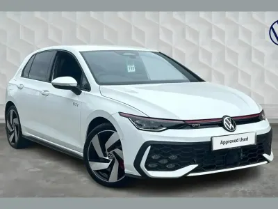 Używany VW Golf VIII GTI 265 KM (194 kW) 2026 Biały Hatchback