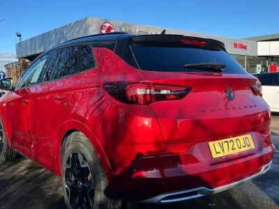 Second-hand Vauxhall Grandland X Ultimate 130 CP (95 kW) 2022 Roșu SUV
