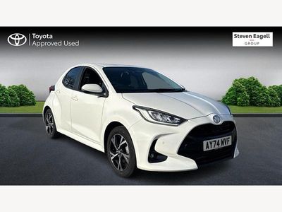 Used Toyota Yaris Hybrid Design 2024 White Hatchback