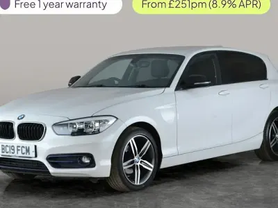 Used BMW 118 Sport Line 136 HP (100 kW) 2019 White Hatchback