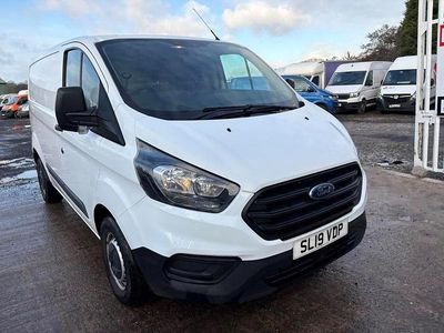 White Used 2019 Ford Transit Custom Van | £9,295 (Super price)