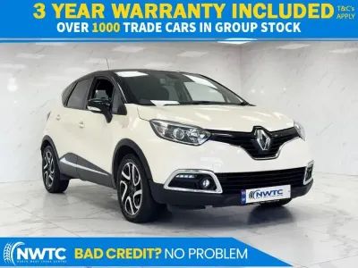 Used Renault Captur Dynamique 90 HP (66 kW) 2015 Cream/black SUV