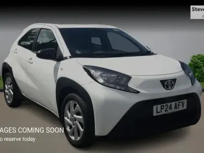 Used Toyota Aygo X PURE 72 HP (52 kW) 2025 SUV