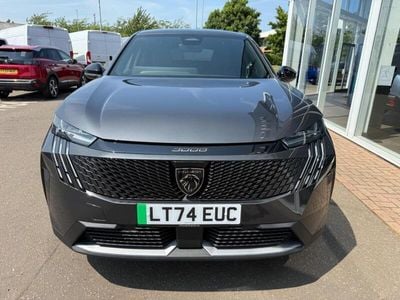 Peugeot e-3008