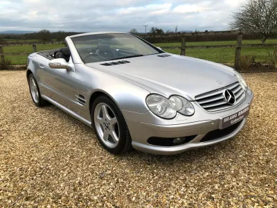 Begagnad Mercedes SL55 AMG AMG 476 HK (350 kW) 2023 Silver Cab