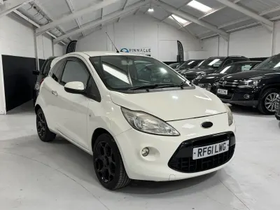 Used Ford Ka Metall 69 HP (50 kW) 2012 White Hatchback