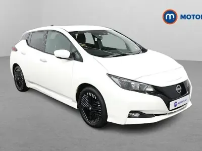 Used Nissan Leaf N-Connecta 110 kW (150 HP) 2023 White Hatchback