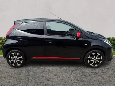 Used Toyota Aygo Trend 72 HP (52 kW) 2019 Black Hatchback
