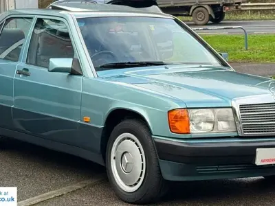 Used Mercedes 190 1993 Blue Sedan