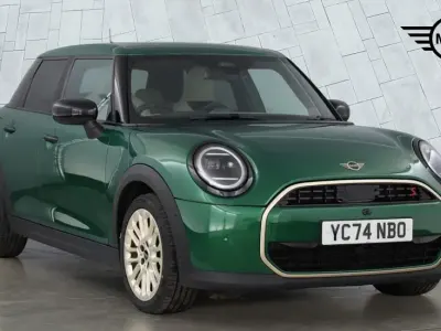 Used Mini Cooper S Hatch 201 HP (147 kW) 2024 Green Hatchback