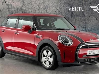 Used Mini Cooper Classic 136 HP (100 kW) 2021 Red Hatchback