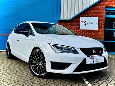 Used Seat Leon CUPRA 2016 White Hatchback