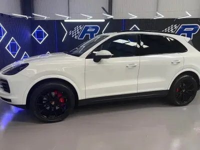 Used Porsche Cayenne 340 HP (250 kW) 2019 White SUV