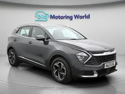 Usado Kia Sportage 148 HP (108 kW) 2023 Cinzento SUV