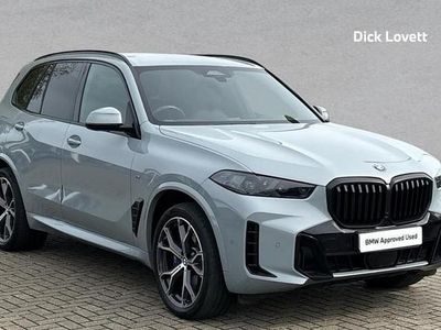 Begagnad BMW X5 M Sport 347 HK (255 kW) 2023 Grå SUV