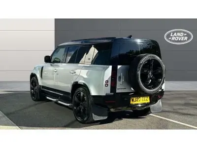 Used Land Rover Defender HSE Dynamic 249 HP (183 kW) 2022 Silver SUV
