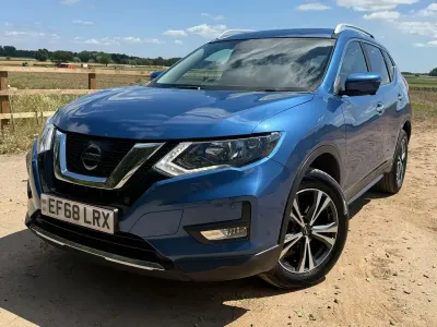 Used Nissan X-Trail N-Connecta 130 HP (95 kW) 2018 Blue SUV