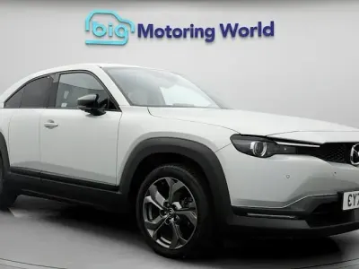 Usado Mazda MX30 Inclusive 106 kW (145 HP) 2022 Prateado SUV