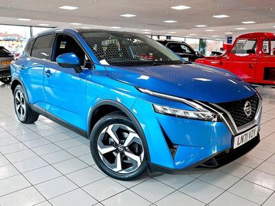 Magnetic blue Used 2021 Nissan Qashqai SUV | £15,489 (Expensive)