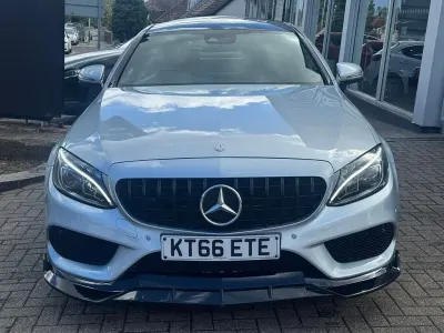 Begagnad Mercedes C250