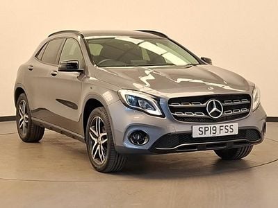 Used Mercedes GLA180 Urban 122 HP (89 kW) 2019 Grey SUV