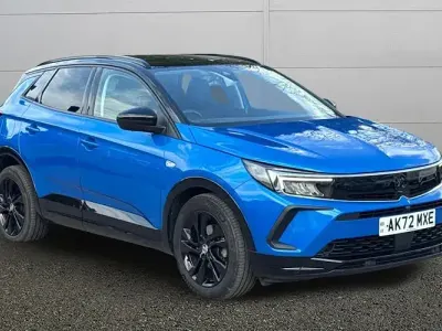 Second-hand Vauxhall Grandland X GS Line 131 CP (96 kW) 2022 Albastru SUV