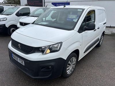 White Used 2019 Peugeot Partner MPV | £8,975 (Expensive)