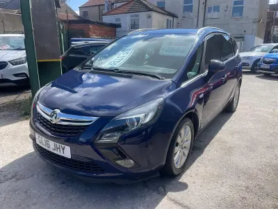 Used Vauxhall Zafira 2016 Blue MPV