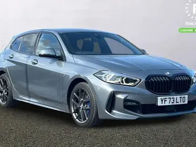 Używany BMW 118 M Sport 136 KM (100 kW) 2023 Szary Hatchback