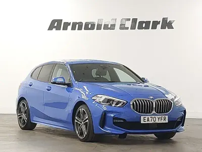 Usado BMW 118 M Sport 140 HP (102 kW) 2020 Azul Citadino