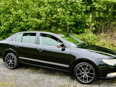 Used Skoda Superb Elegance 170 HP (125 kW) 2011 Black Hatchback