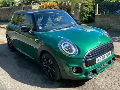 Usado Mini Cooper Hatch 2020 Verde Citadino