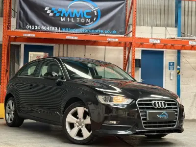 Usado Audi A3 Sport 184 HP (135 kW) 2015 Preto Citadino