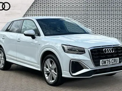 Used Audi Q2 S-Line 150 HP (110 kW) 2025 White SUV